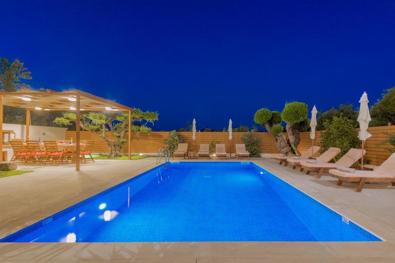 Status Villa Vougiaton
